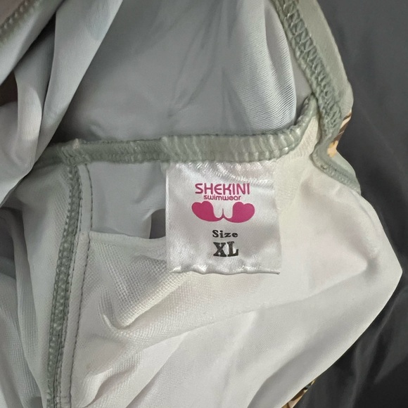 NEW || Women’s One Piece Swim Suit - Picture 5 of 5